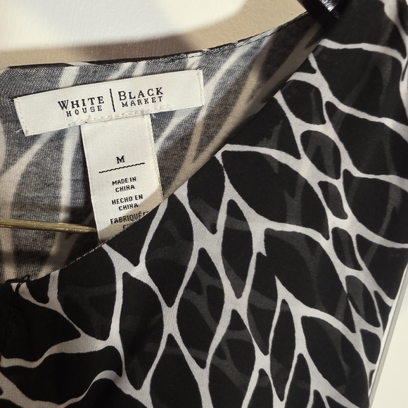 White House Black Market Black and White Sleeveless Top - Picture 2 of 4